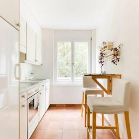 Apartment Of 52 Sqm With Free Parking Лозанна Экстерьер фото